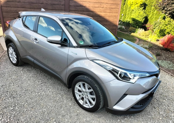 Toyota C-HR cena 83900 przebieg: 88000, rok produkcji 2019 z Kielce małe 529